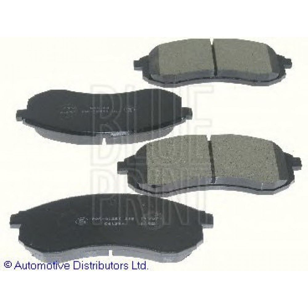 Stabdžių trinkelių komplektas STABDŽIŲ MITSUBISHI PRIEKINĖ AŠIS L200 2,5 TD 4WD 96-2012